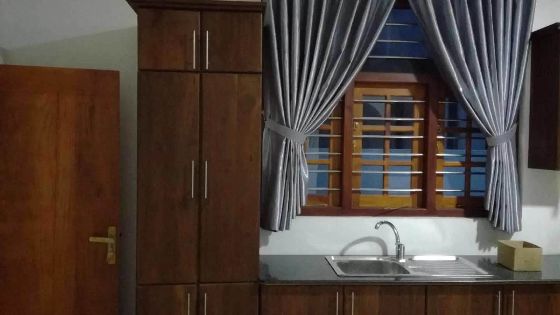 Negombo Hostel Villa
